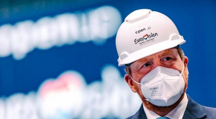 Guillermo de Holanda supervisa la construcción del escenario de Eurovisión 2021