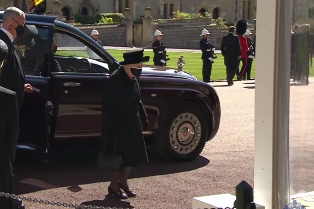 La tristeza de la reina Isabel II marca el último adiós de Felipe de Edimburgo