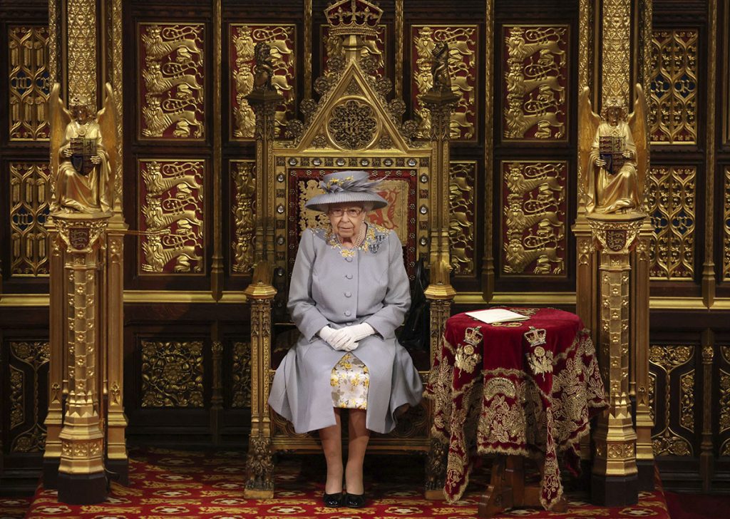 La reina Isabel se pierde la apertura del Parlamento por primera vez en 59 años