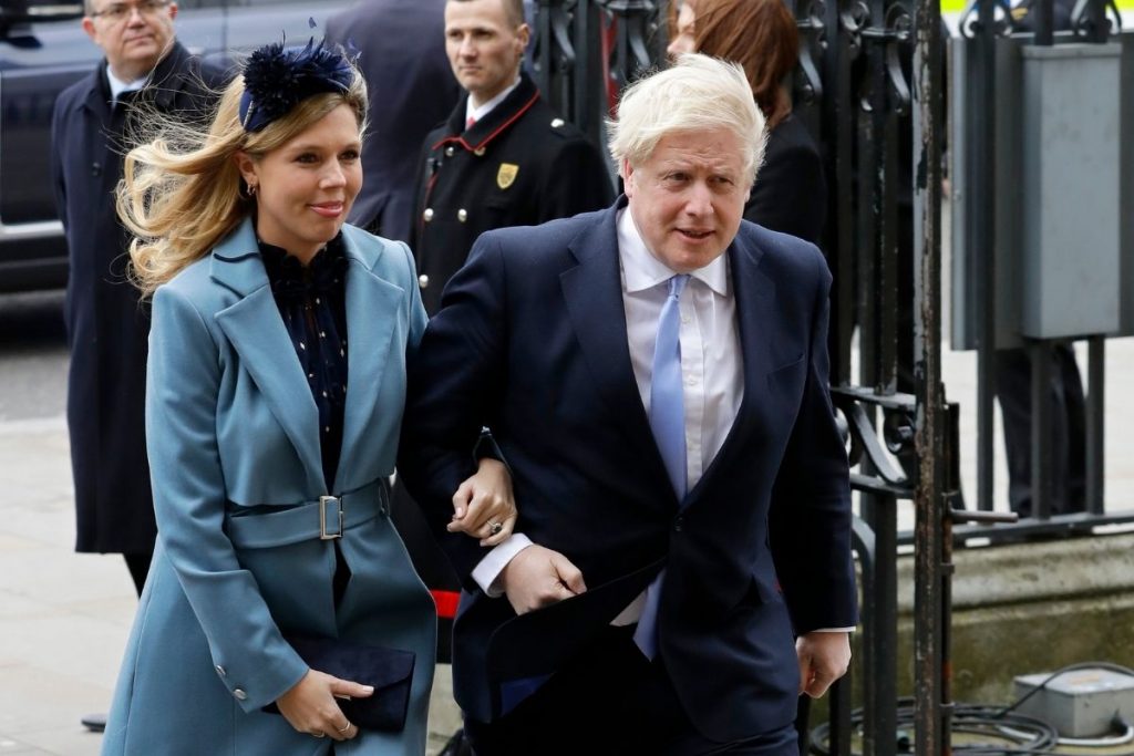 Boris Johnson se casa en secreto con Carrie Symonds