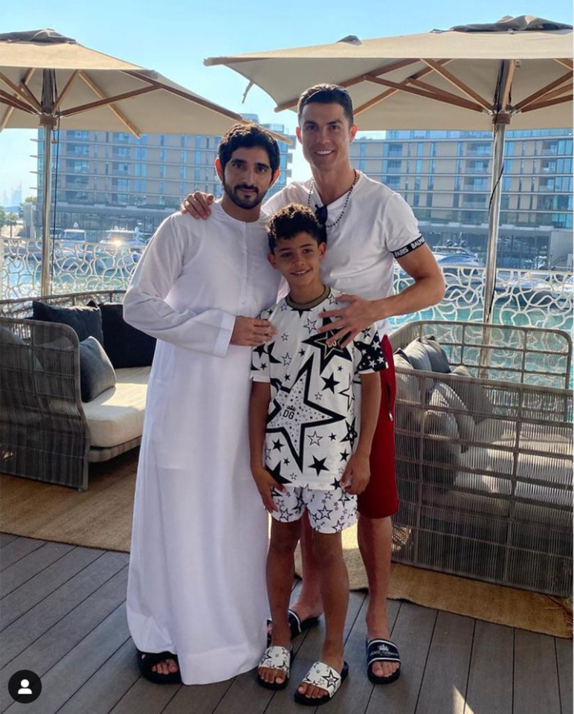 La tierna foto con la que el príncipe heredero de Dubái anuncia que es padre de mellizos