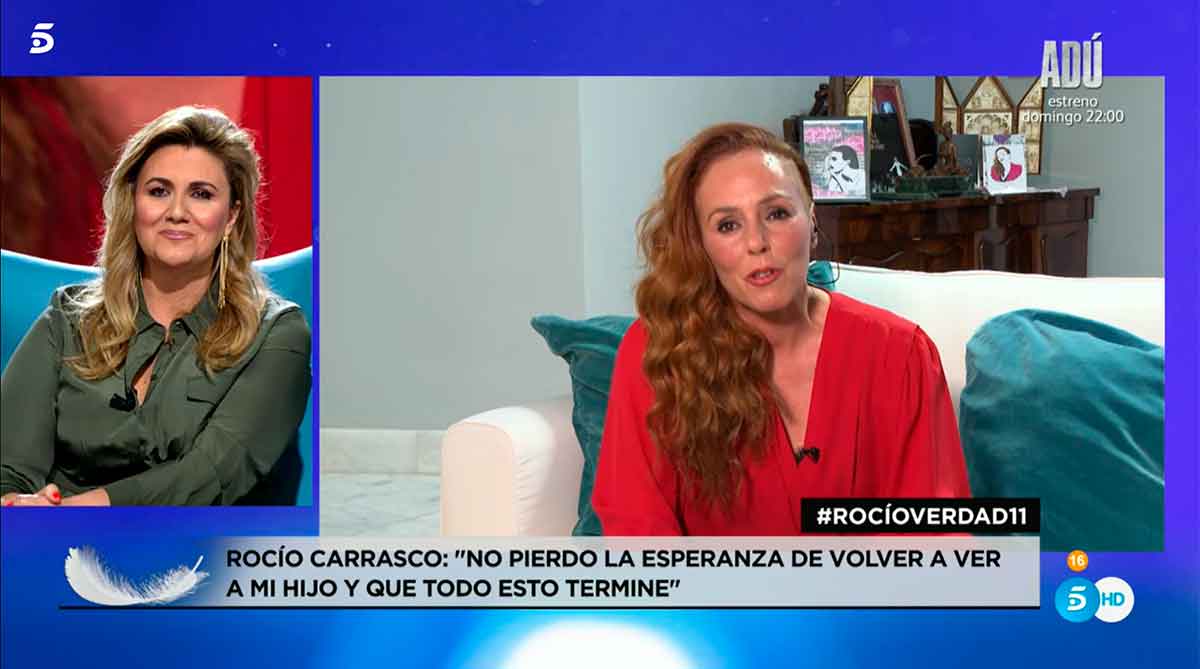 Rocío Carrasco entra en directo horas antes de que su hijo acuda a declarar contra ella: "Estoy desesperanzada"