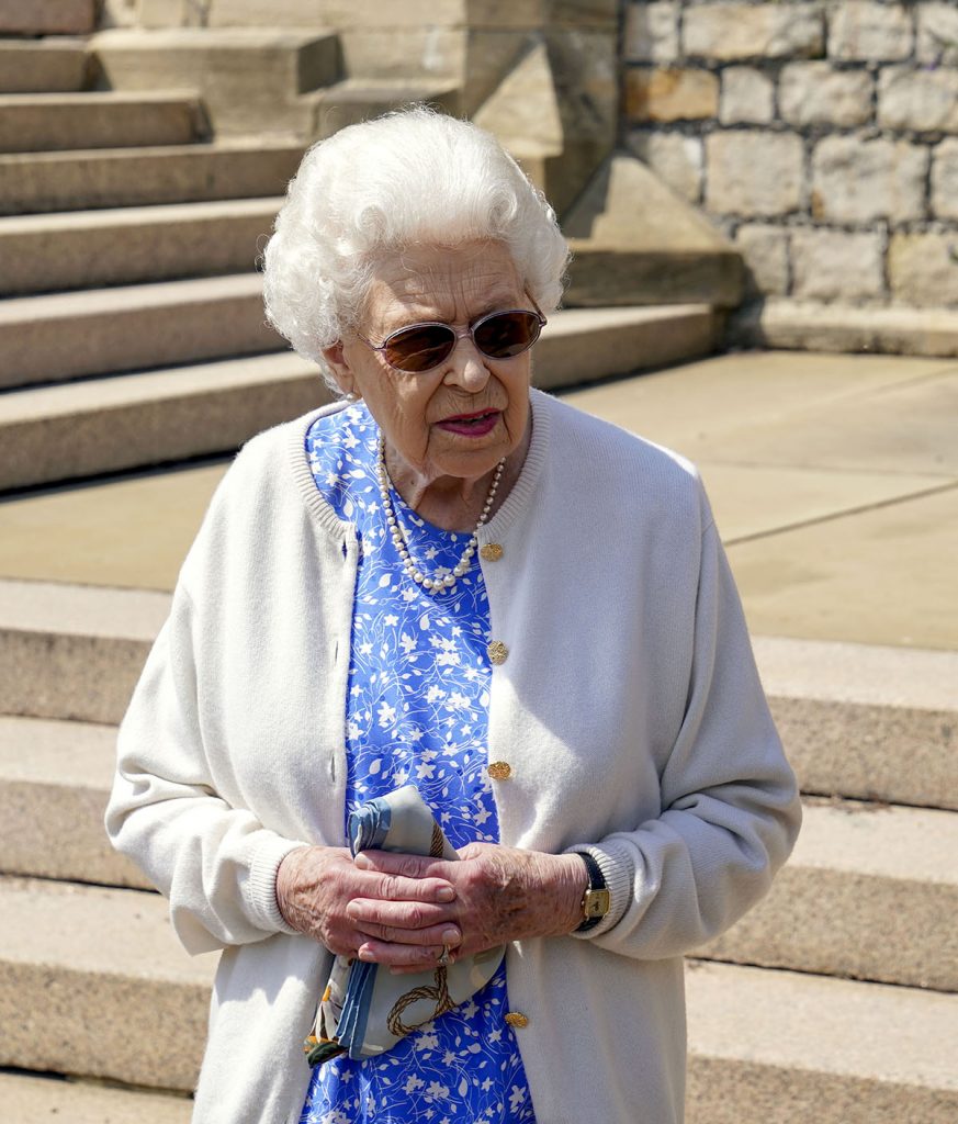 La salud de la reina Isabel II sigue preocupando: cancela su reaparición por una lesión