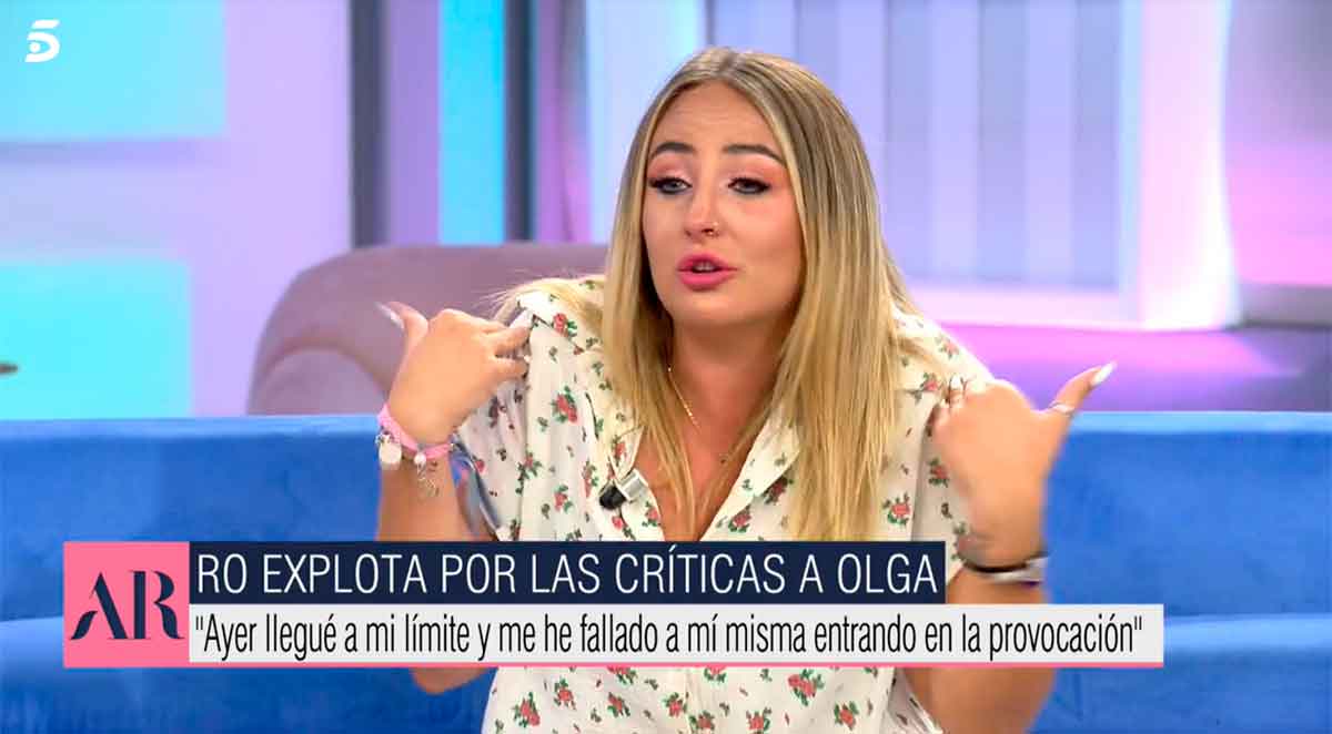 El reproche de Belén Esteban a Rocío Flores por perder los nervios en directo