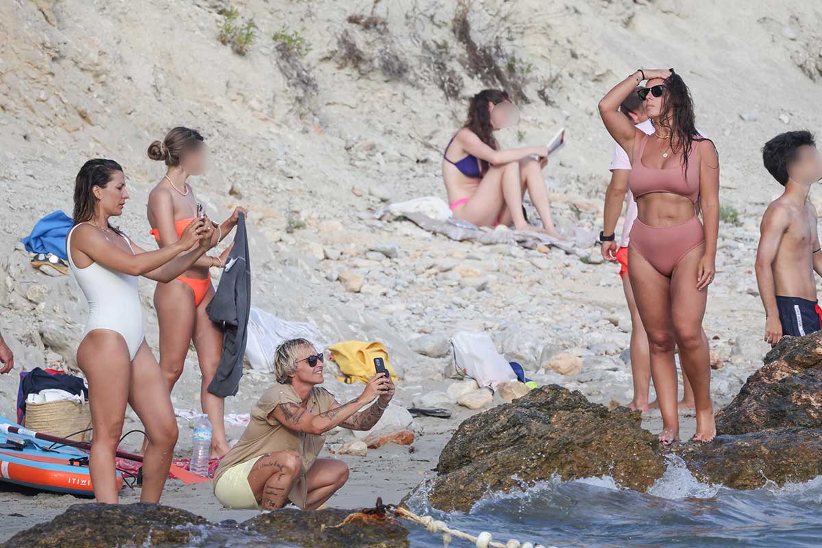 Anabel Pantoja y Nagore Robles ejercen de 'influencers' en unas vacaciones en Ibiza