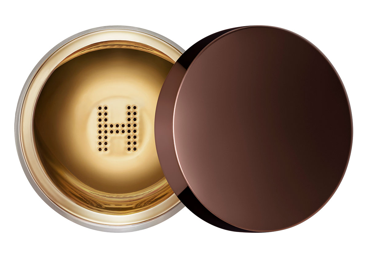 Hourglass-Veil-Translucent-Setting-Powder-open-with-lid