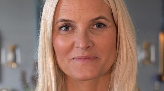 Mette-Marit de Noruega cumple 48 años: todo lo que dice de ella su nuevo retrato
