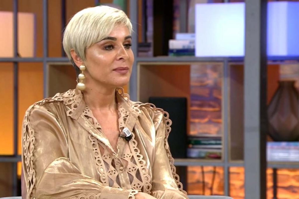Ana María Aldón se pronuncia sobre la demanda de Gloria Camila a Rocío Carrasco