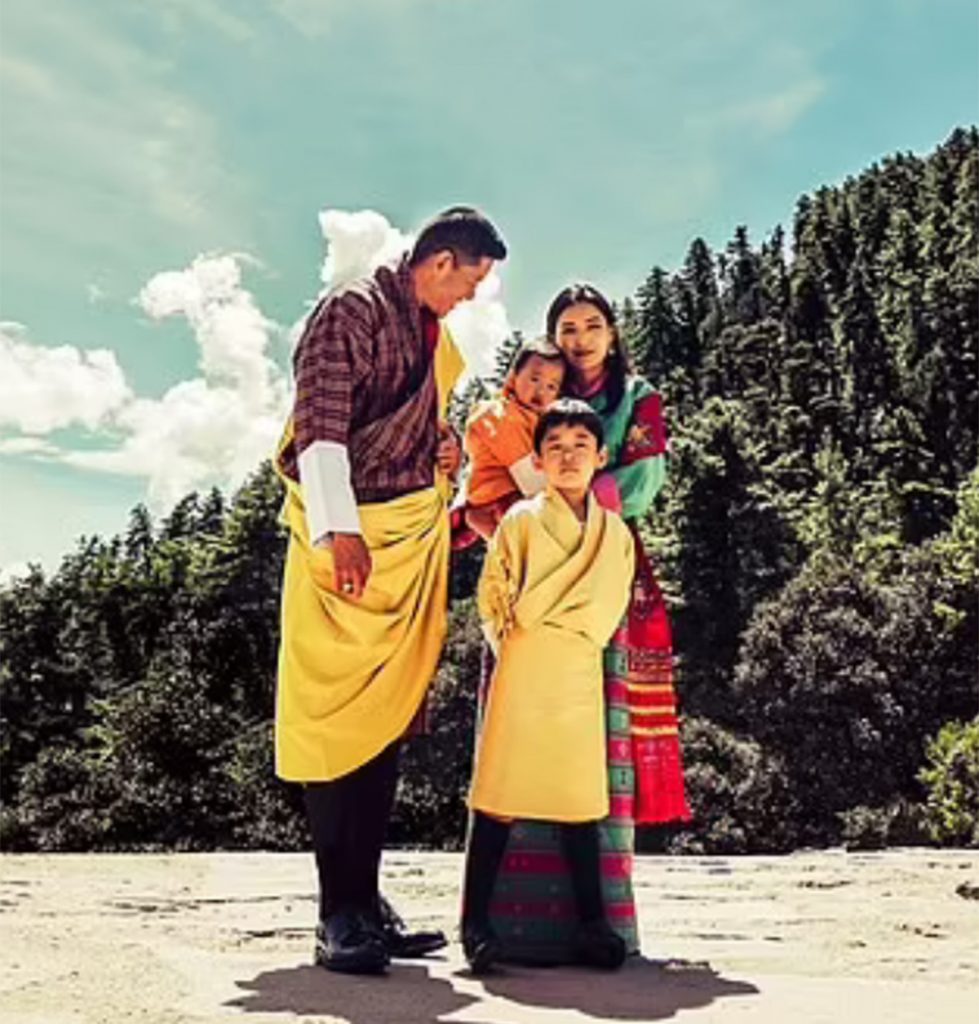 Los reyes de Bután celebran su 10º aniversario como 'los más felices del mundo'