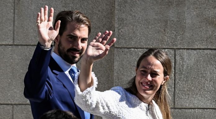 El Príncipe Philippos y Nina Flohr ultiman los detalles de su gran boda griega