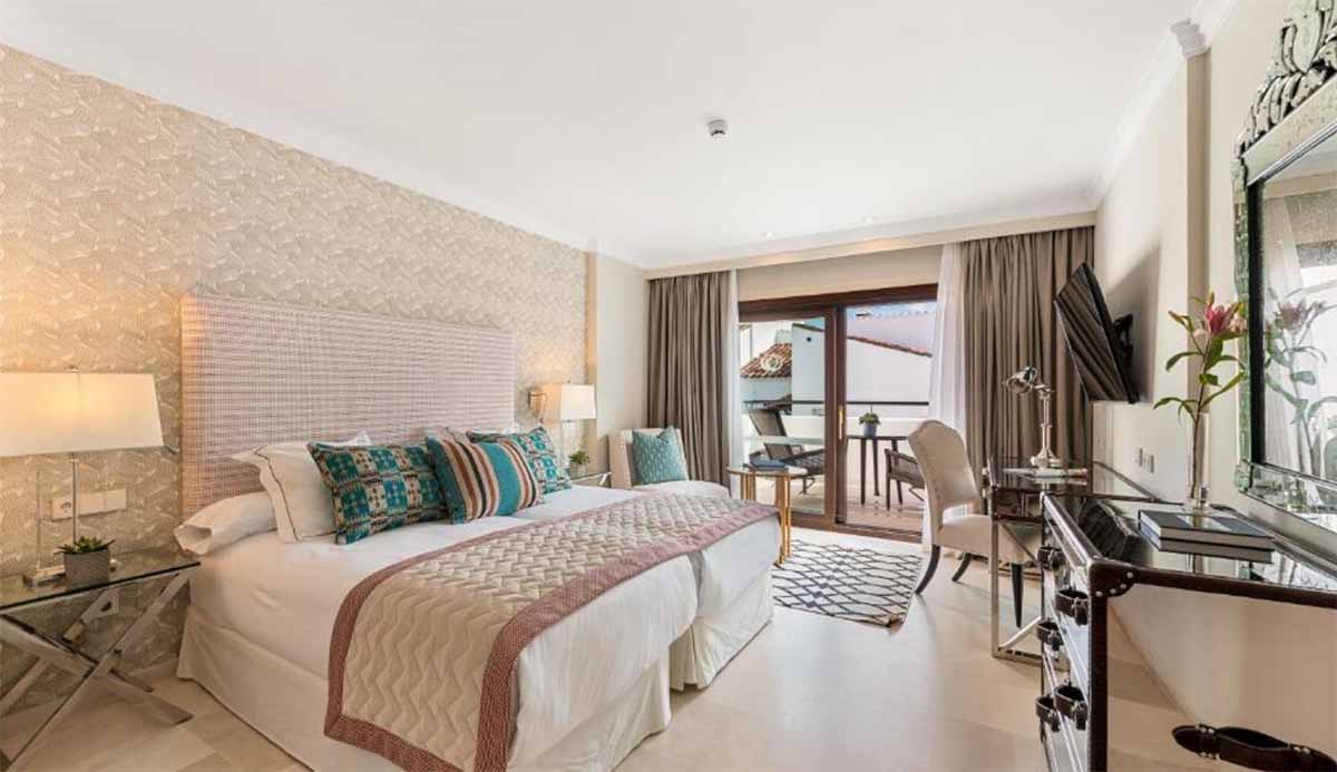 El hotelazo de lujo en el que Tamara Falcó e Iñigo Onieva disfrutan de Marbella por 500 euros la noche