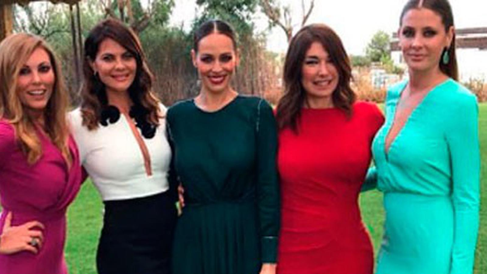 Reunión de Misses en el bautizo del hijo de María José Suárez
