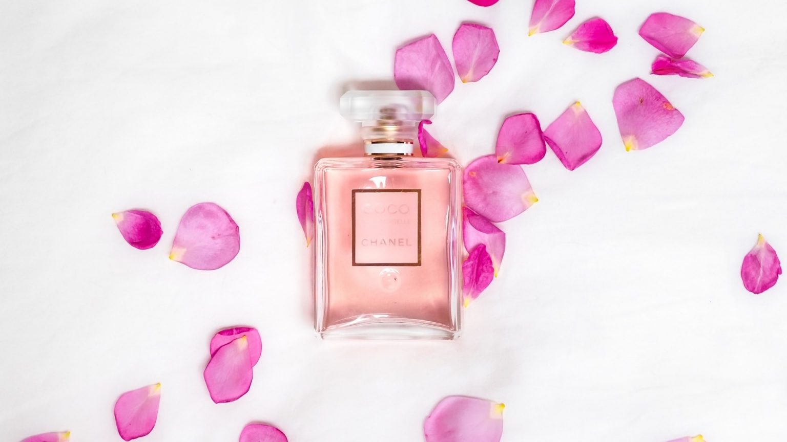 10 perfumes unisex para regalar (y compartir) en San Valentín