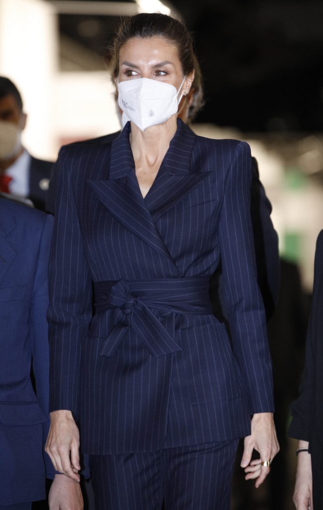 El misterio del traje diplomático de la Reina Letizia, un visto y no visto a la venta