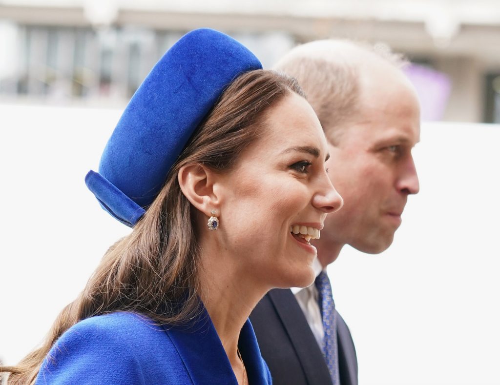 Kate Middleton, espectacular de azul pavo real por el Día de la Commonwealth (sin la reina Isabel)