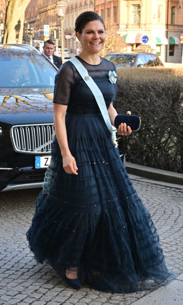 Victoria de Suecia se pone el mismo vestido de gala de la Reina Letizia