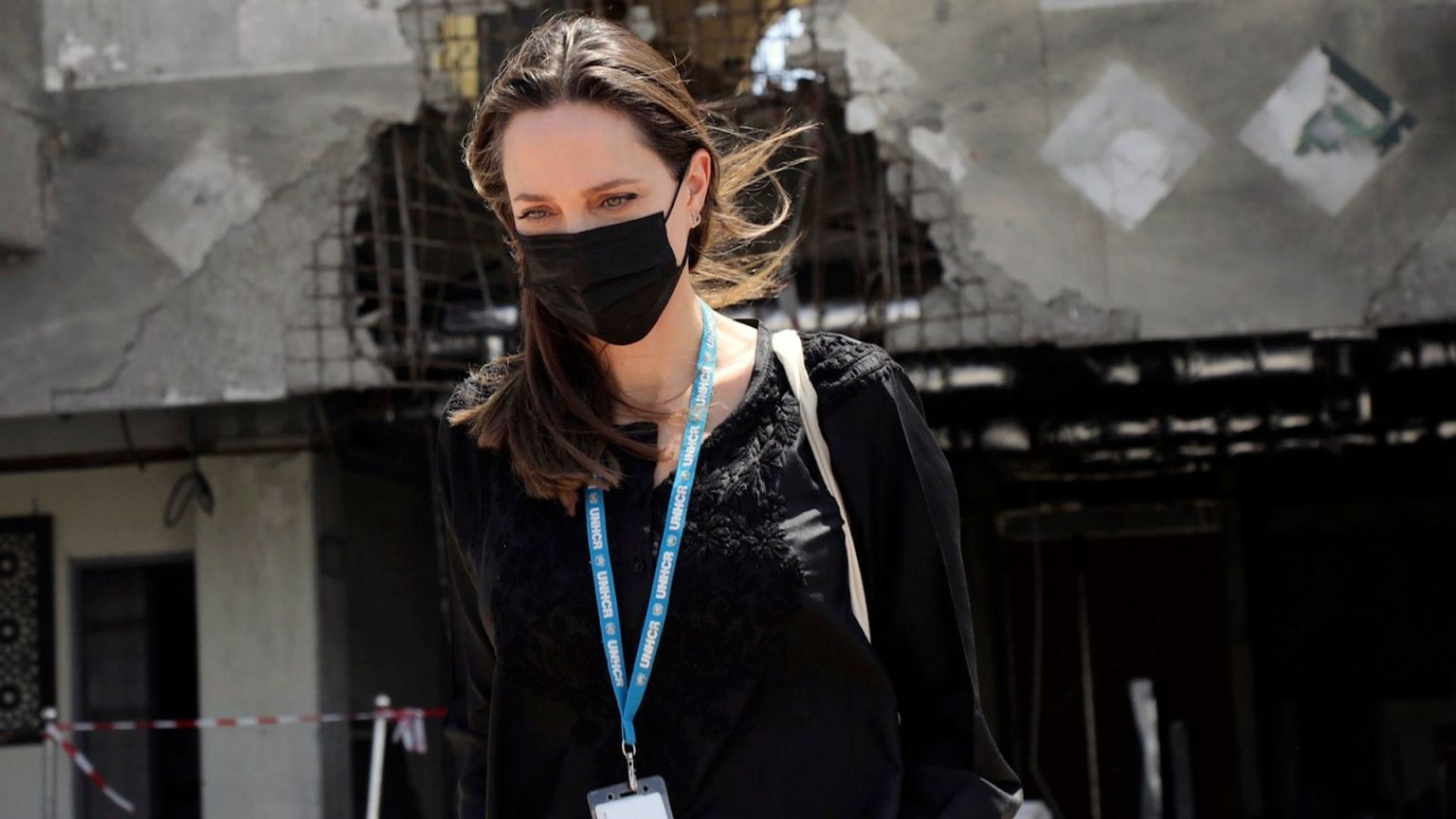 Angelina Jolie visita Ucrania en plena guerra contra Rusia