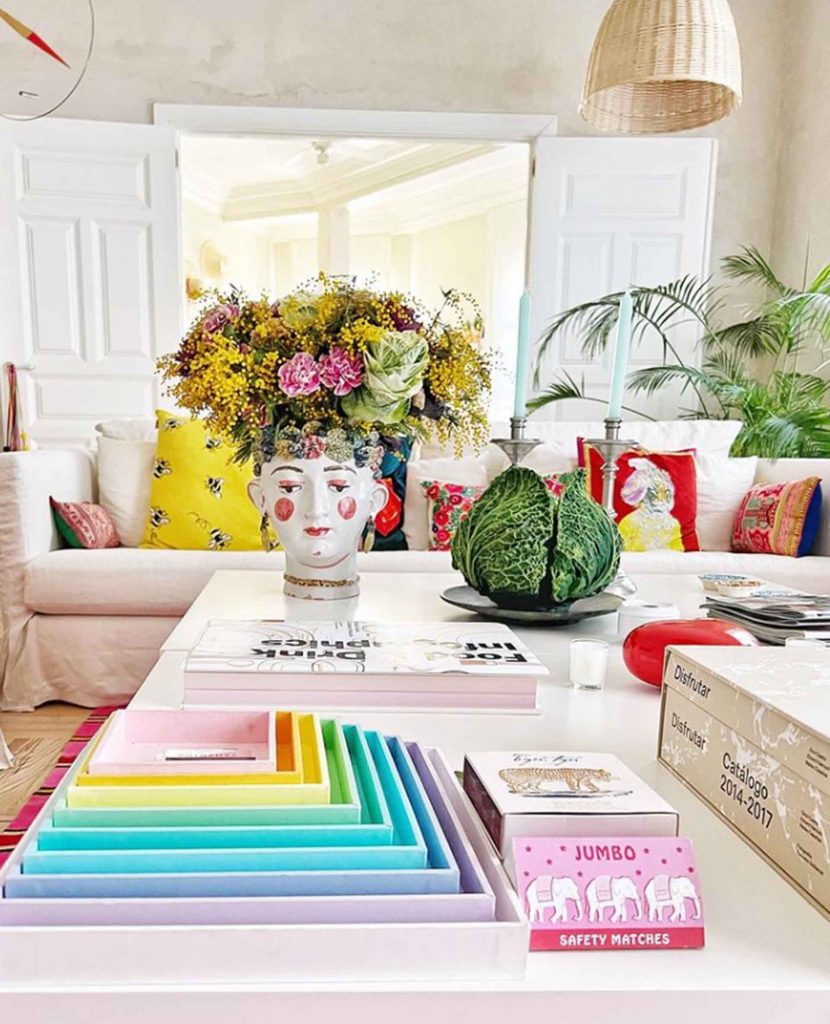 Entramos en la casa de Samantha Vallejo-Nágera: todos los rincones de su colorido hogar