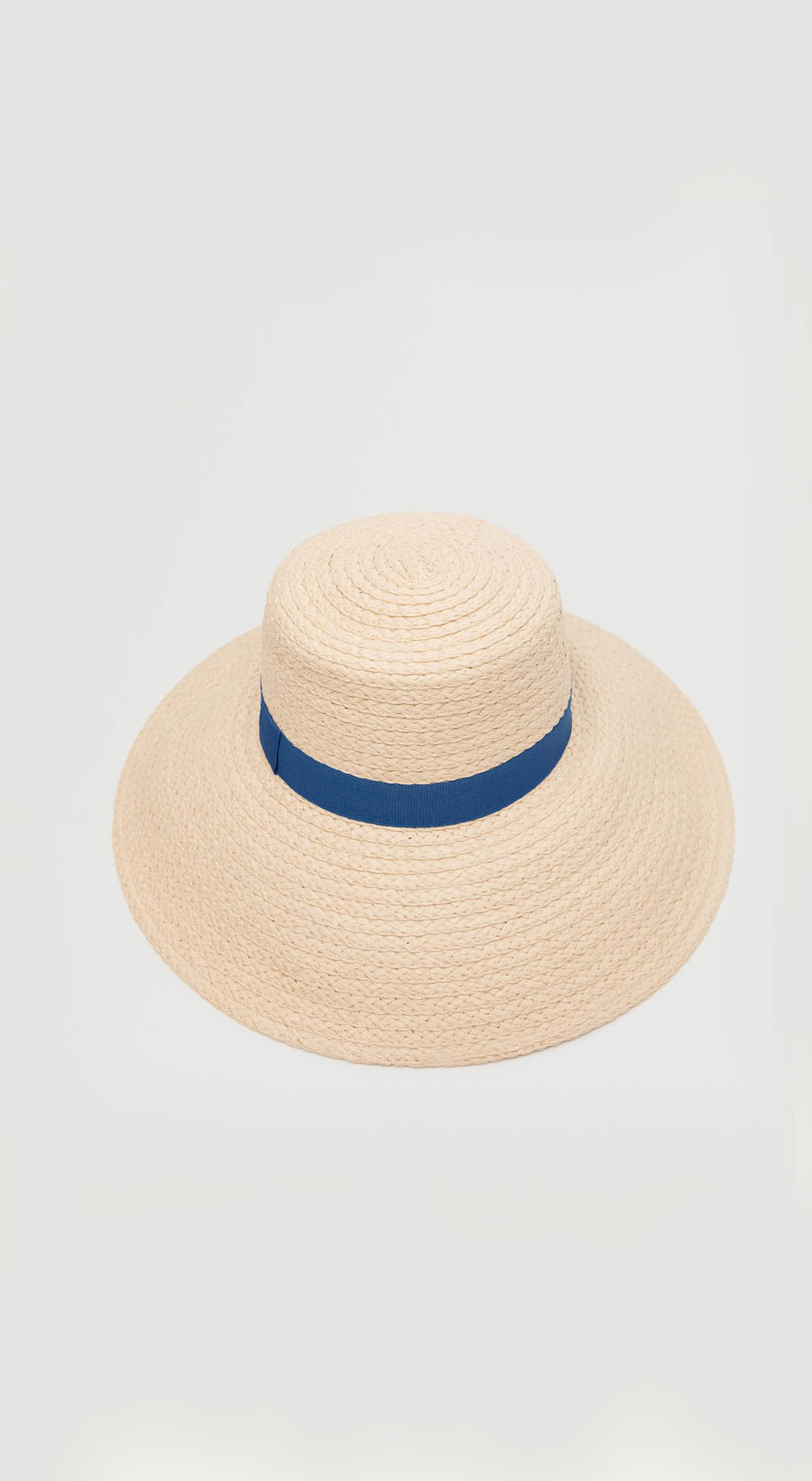 Sombrero pamela de rafia de Mango 29,99 euros