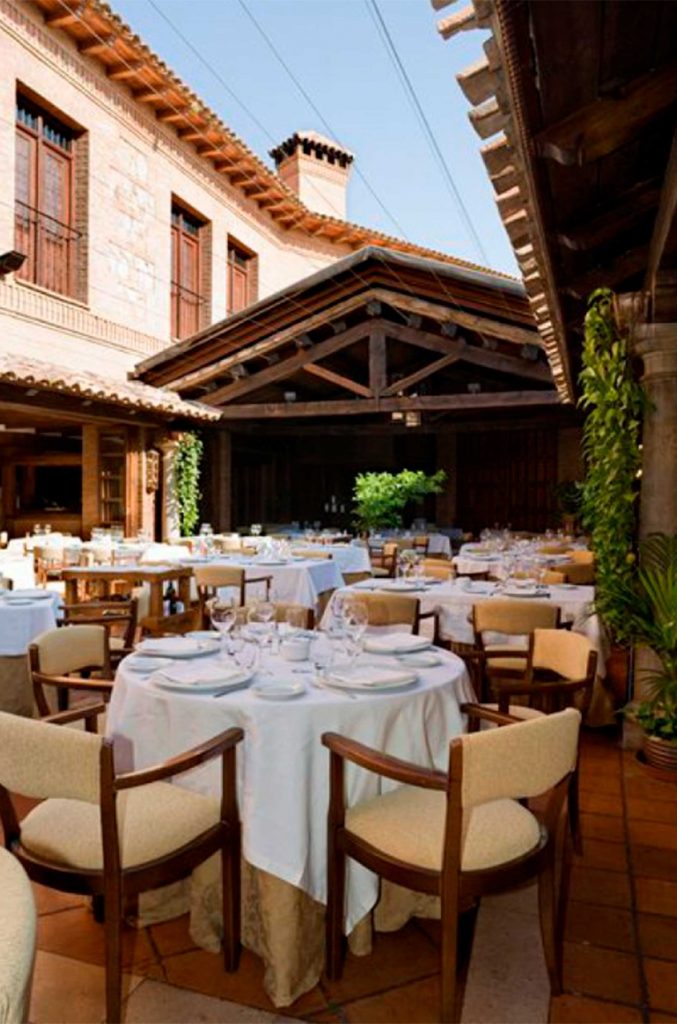 Así es Casa Araceli, el restaurante escenario de la polémica entre Rocío Carrasco y Marta Riesco