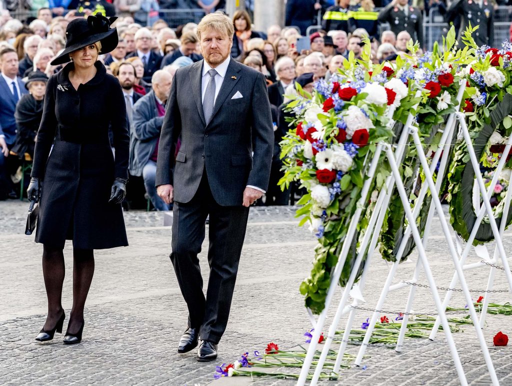 Máxima de Holanda se viste de luto en el Día del Recuerdo