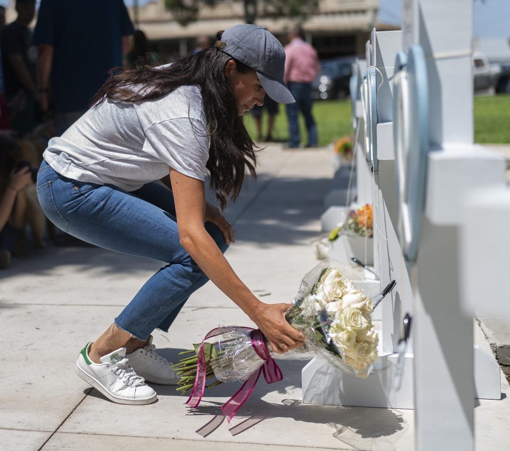 Meghan Markle, de 'incógnito' para llorar a las víctimas de Texas