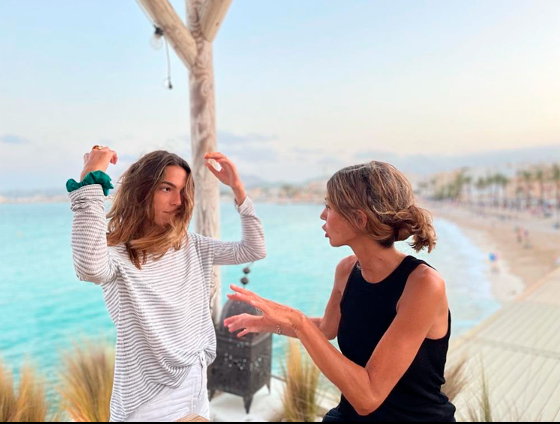 Andrea, la hija de Pepe Navarro y Eva Zaldívar, se casa: los detalles de su boda en Ibiza