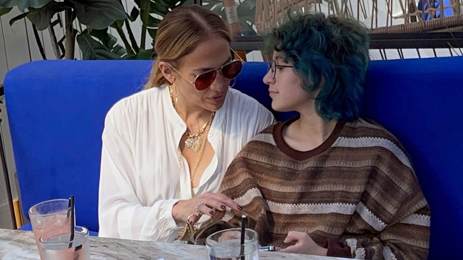 Jennifer Lopez presenta a su hija Emme como persona no binaria y de género neutro