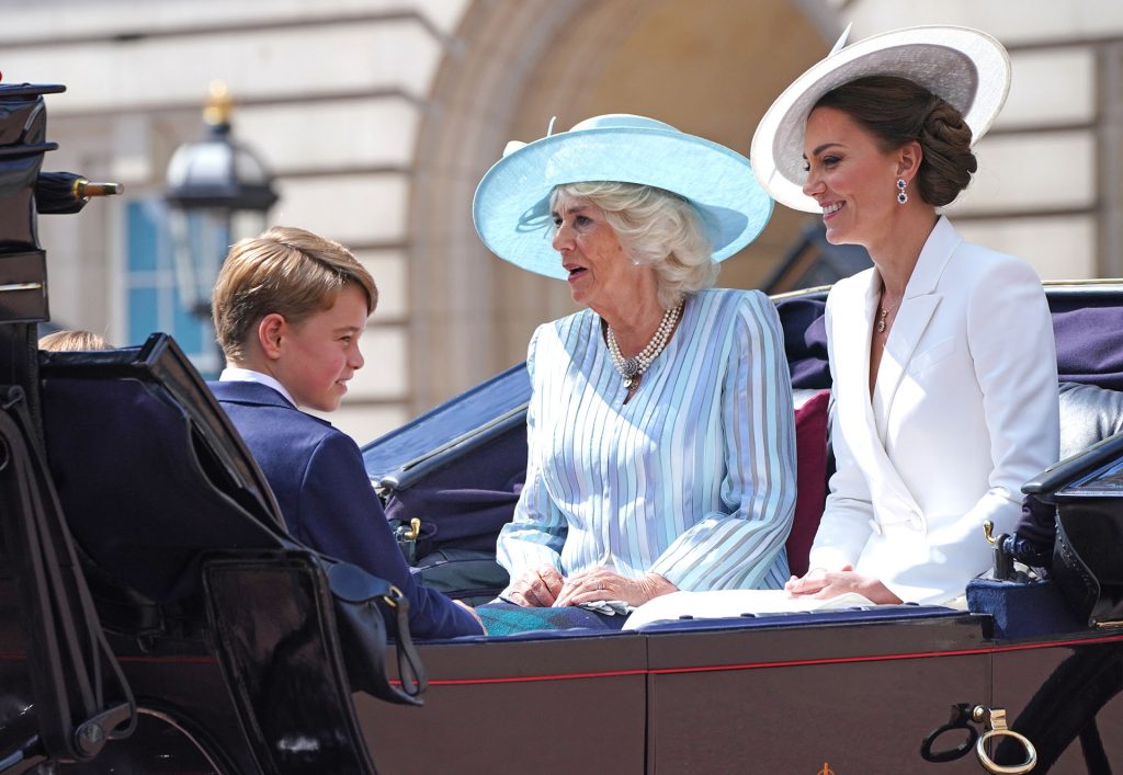 La reina Isabel II empieza su Jubileo de Platino: quién está y quién no en el Trooping the Colour
