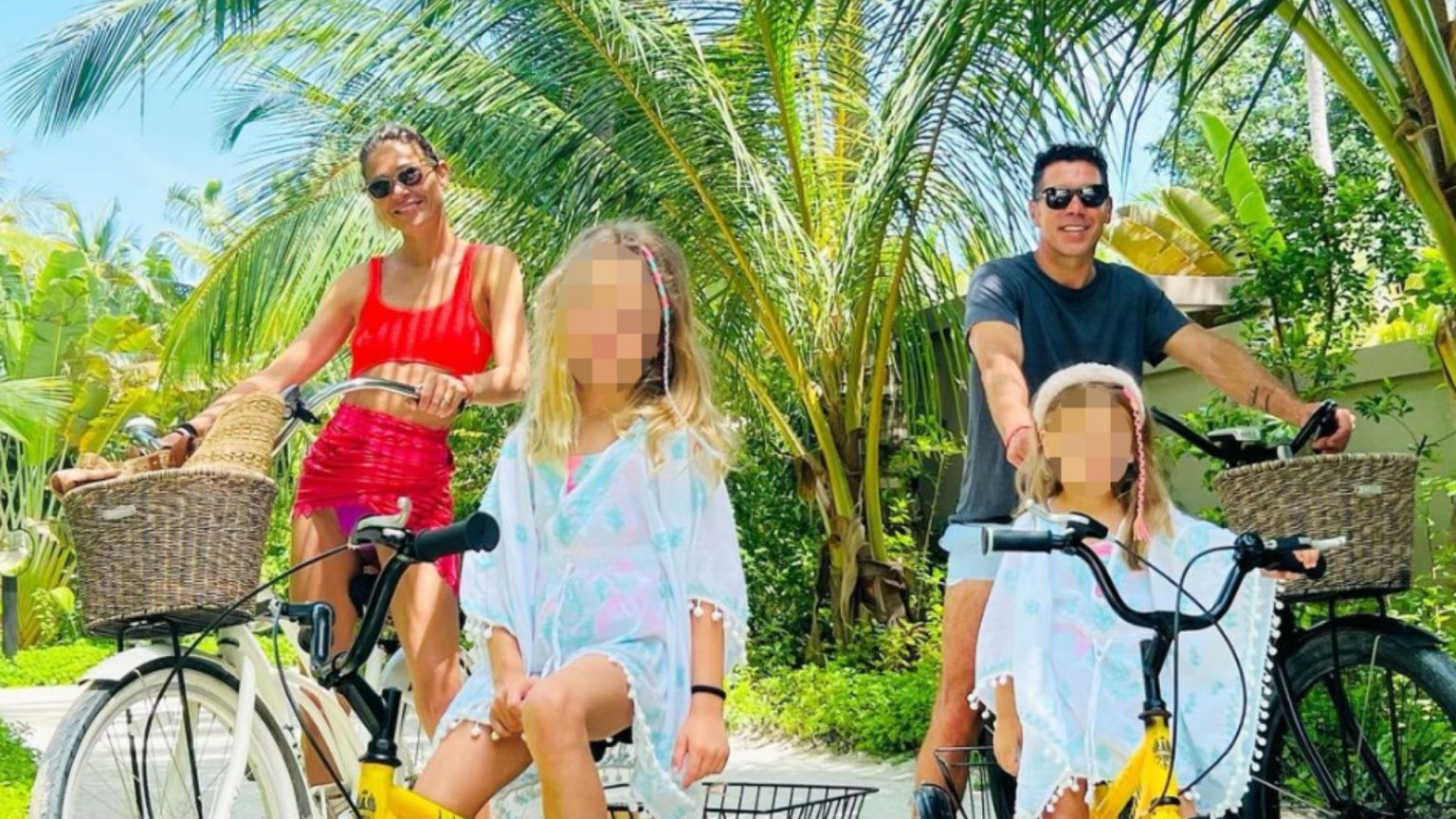 Las idílicas (y lujosas) vacaciones familiares de Carla Pereyra y Simeone en un exclusivo resort de Maldivas