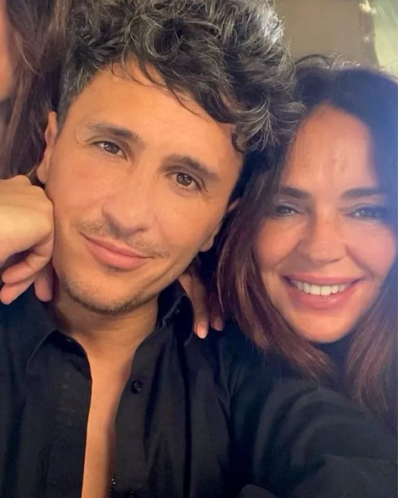 Olga Moreno y Agustín Etienne en un selfie. 