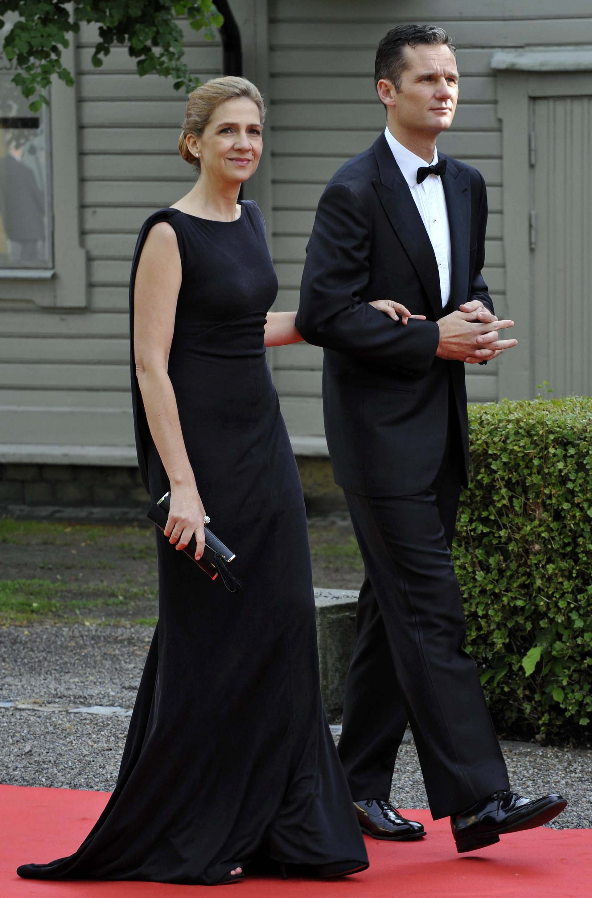 Infanta Christina of Spain, left and husband Iñaki Urdangarin arriving at the Swedish Government's dinner, at the Eric Ericson Hall in Stockholm, Sweden, Friday, June 18, 2010