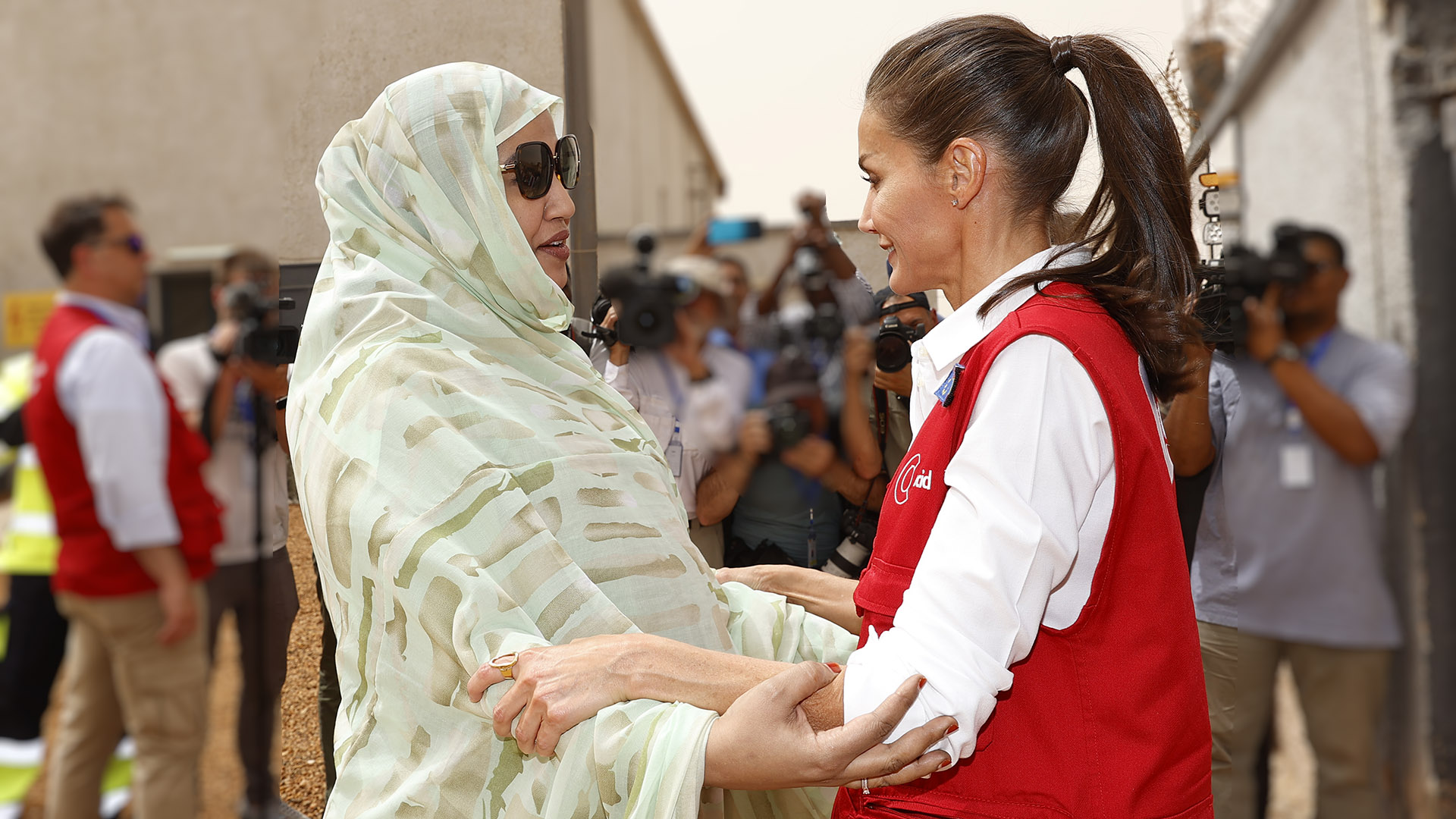 portada primera dama mauritania, reina letizia