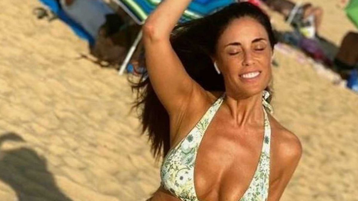 Isabel Rábago y su impresionante posado en bikini tras despedirse de 'Viva la vida'