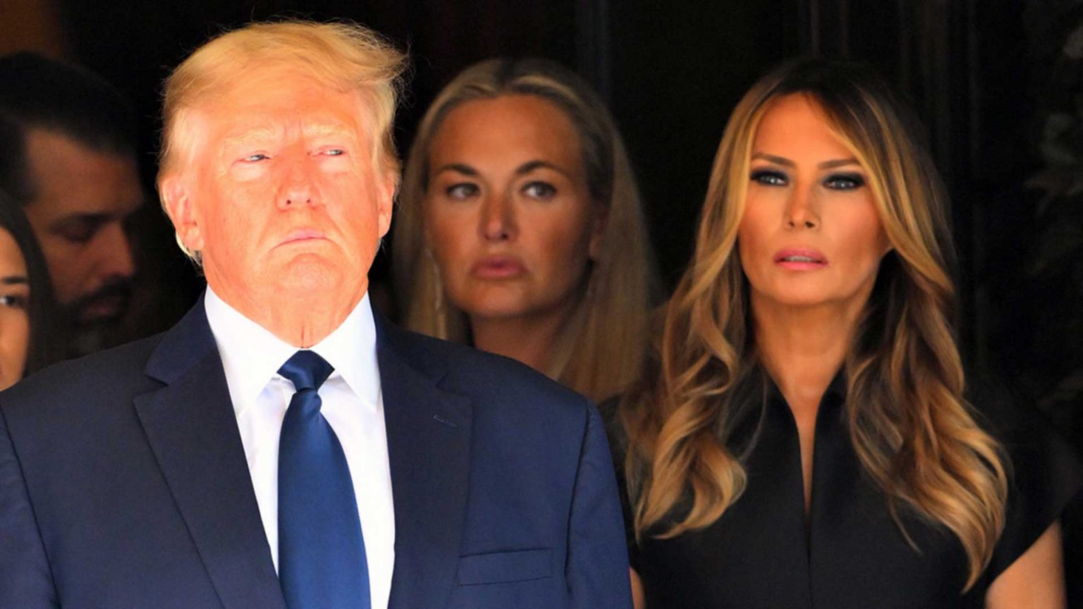 Melania y Donald Trump asisten al funeral de Ivana Trump, primera mujer del expresidente