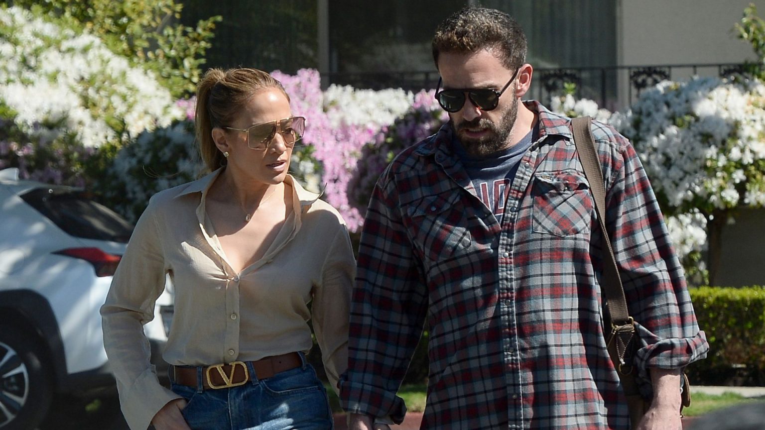 La boda de Jennifer Lopez y Ben Affleck, en jaque: la madre del actor tiene un accidente