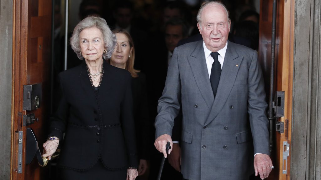 La Reina Sofía cumple 84 años: exfumadora, antitaurina, chistosa, universitaria en la Autónoma...