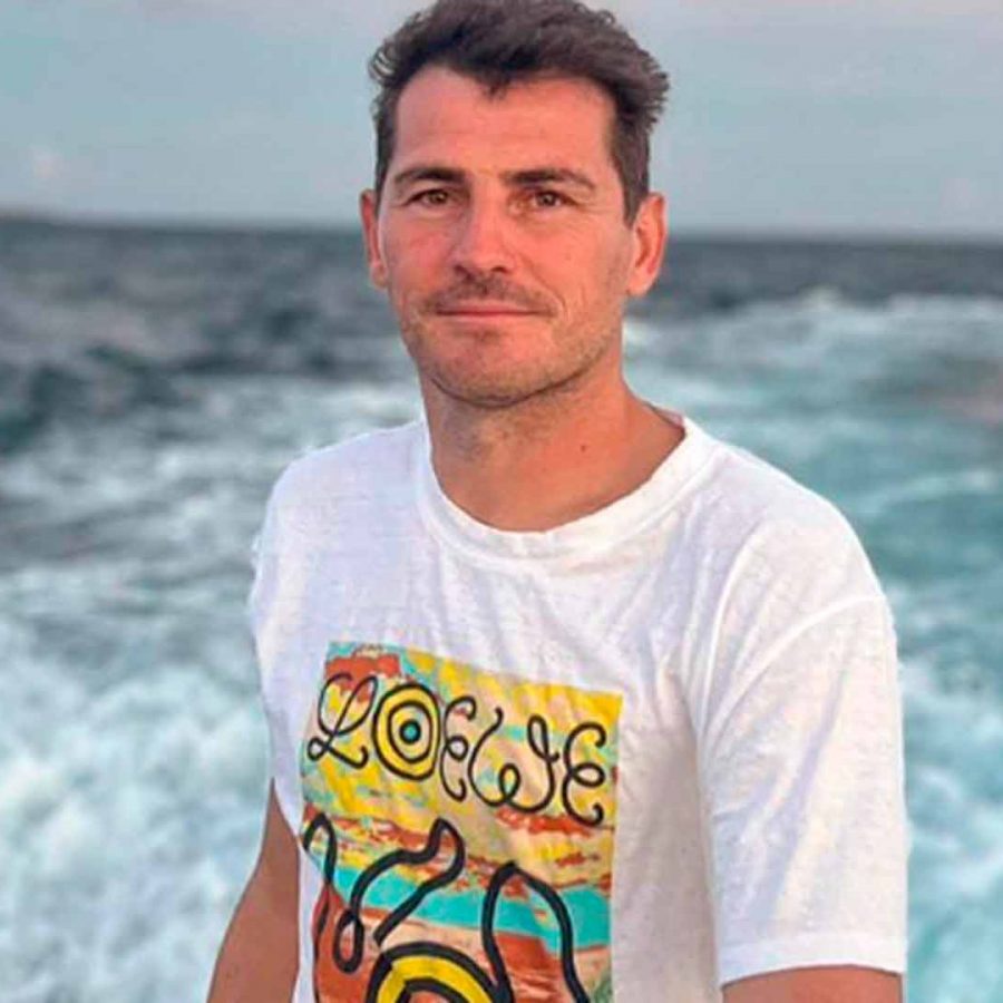 Iker-Casillas-fiesta-barco