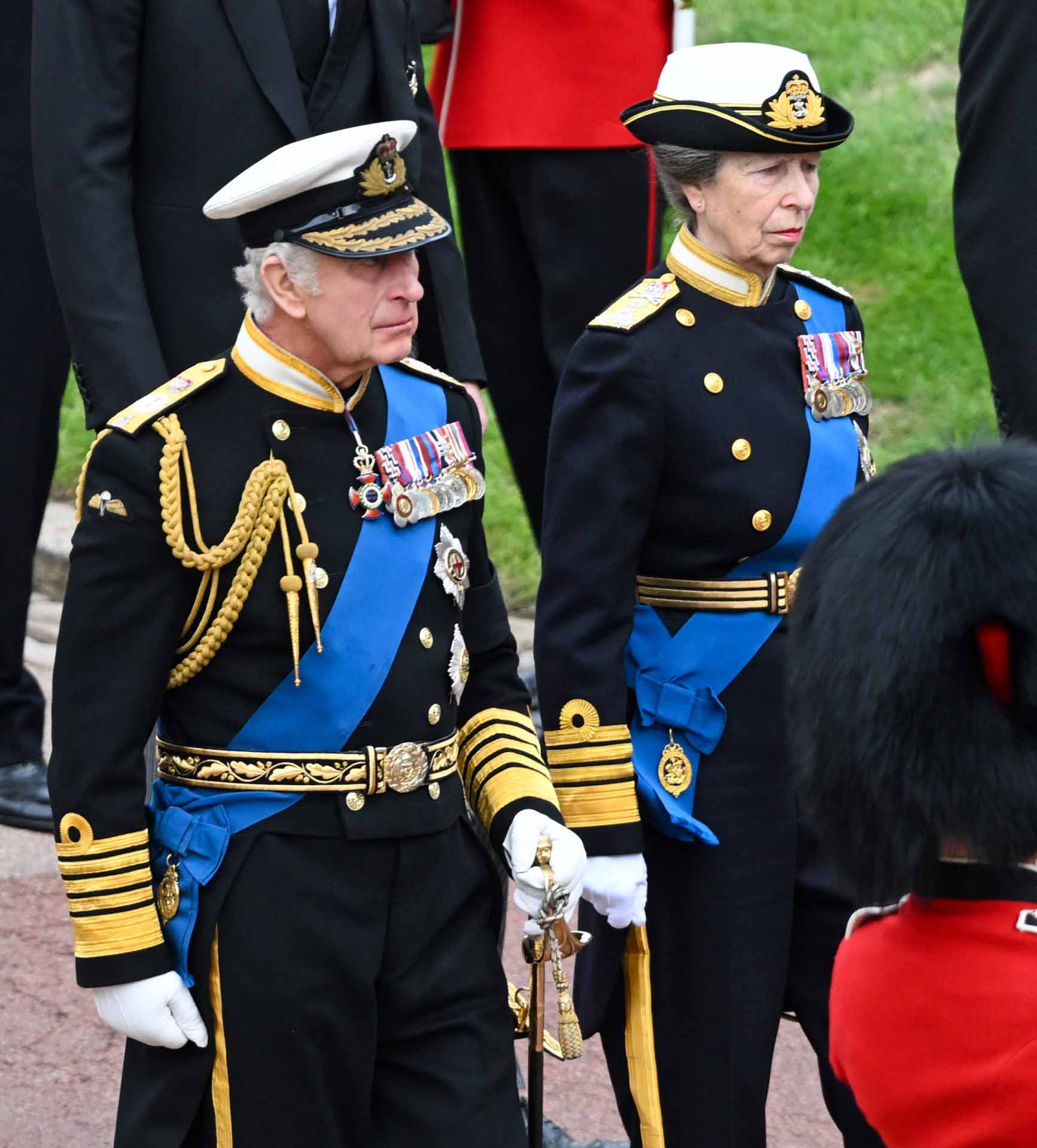 Senior royals walk behind Her Majesty The Queen's coffin as it arrives at Windsor Castle for Commital Service at St. Georgeâ€šÃ„Ã´s Chapel.  Pictured: King Charles III,Anne,Princess Royal Ref: SPL5487055 190922 NON-EXCLUSIVE Picture by: SplashNews.com  Splash News and Pictures USA: +1 310-525-5808 London: +44 (0)20 8126 1009 Berlin: +49 175 3764 166 photodesk@splashnews.com  World Rights,