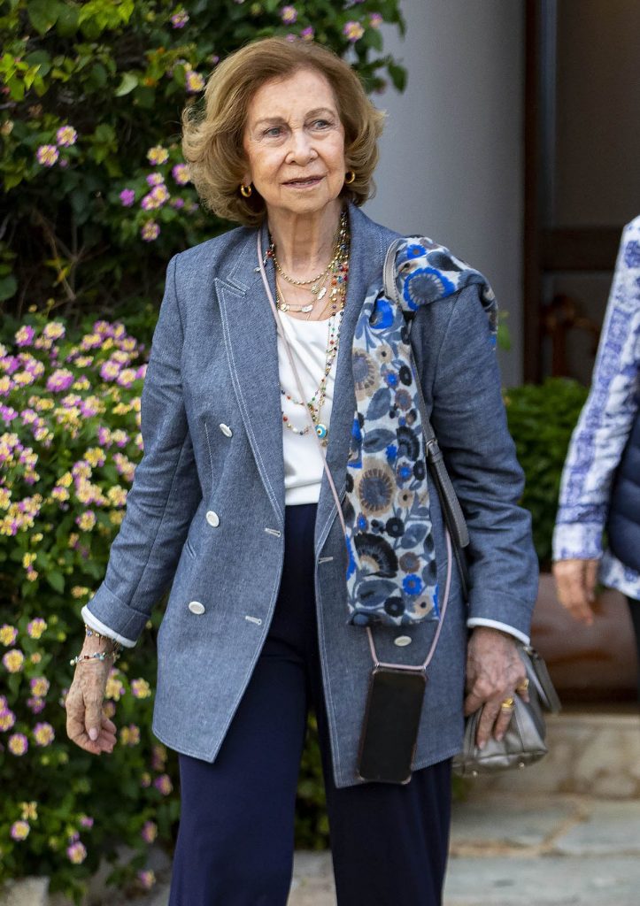La Reina Sofía cumple 84 años: exfumadora, antitaurina, chistosa, universitaria en la Autónoma...