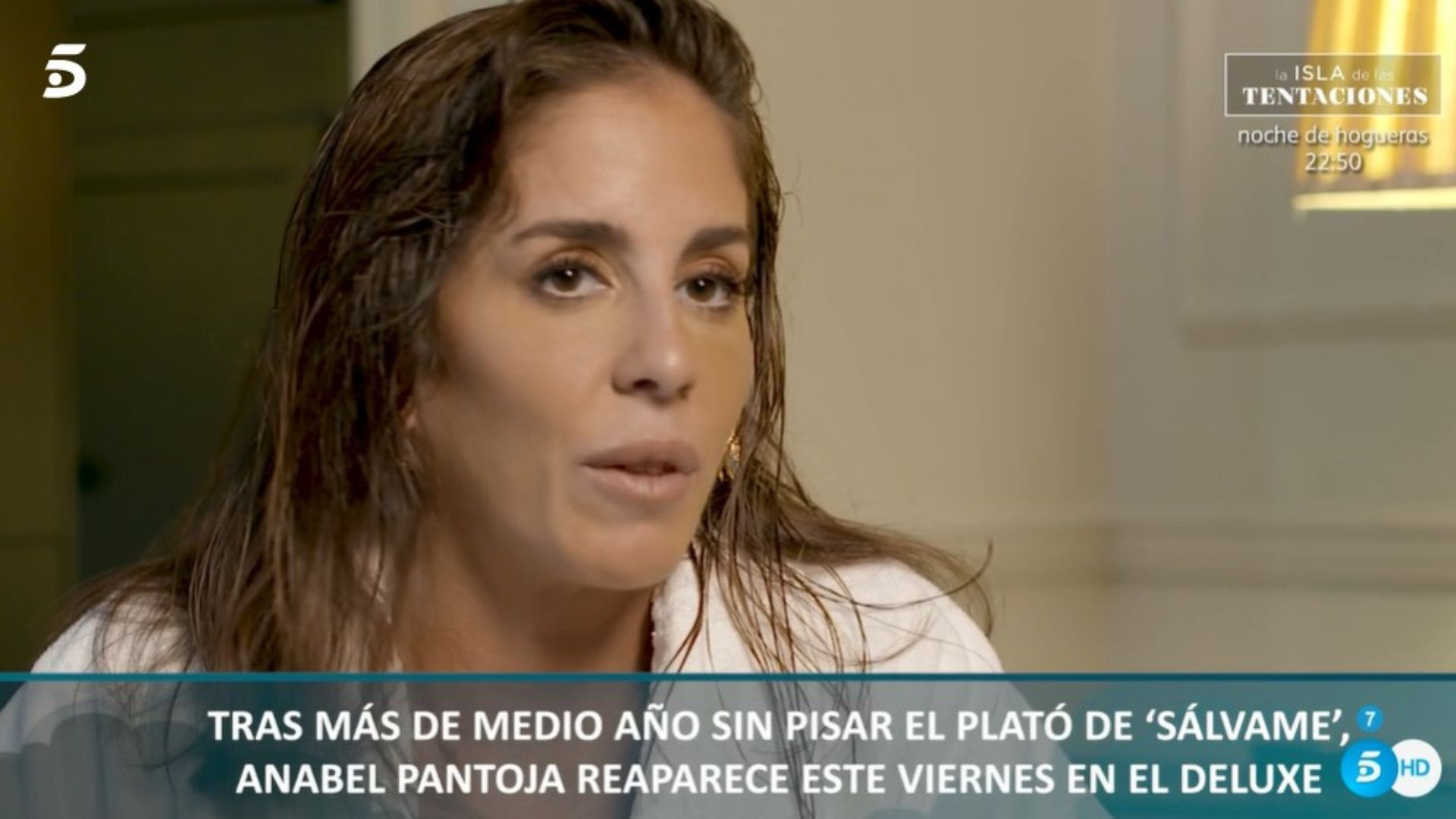 Anabel Pantoja se sienta en el 'Deluxe' tras seis meses alejada de televisión
