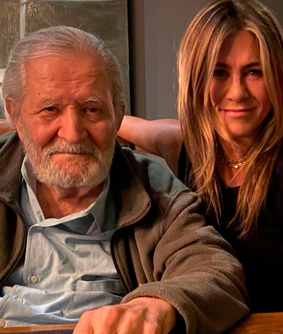 Muere el padre de Jennifer Aniston a los 89 años