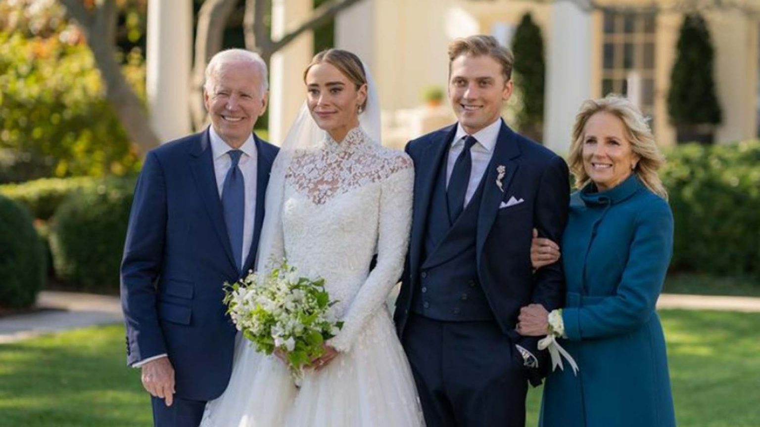 Naomi, la nieta de Joe Biden, se ha casado en la Casa Blanca