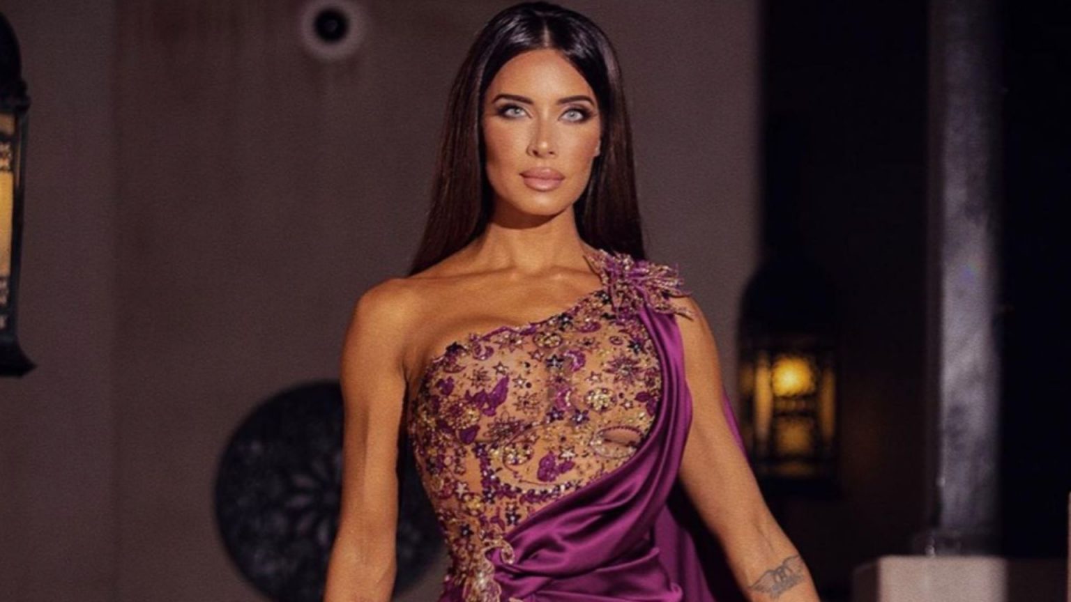 Pilar Rubio, más impresionante que nunca en Dubai con un vestidazo de alta costura