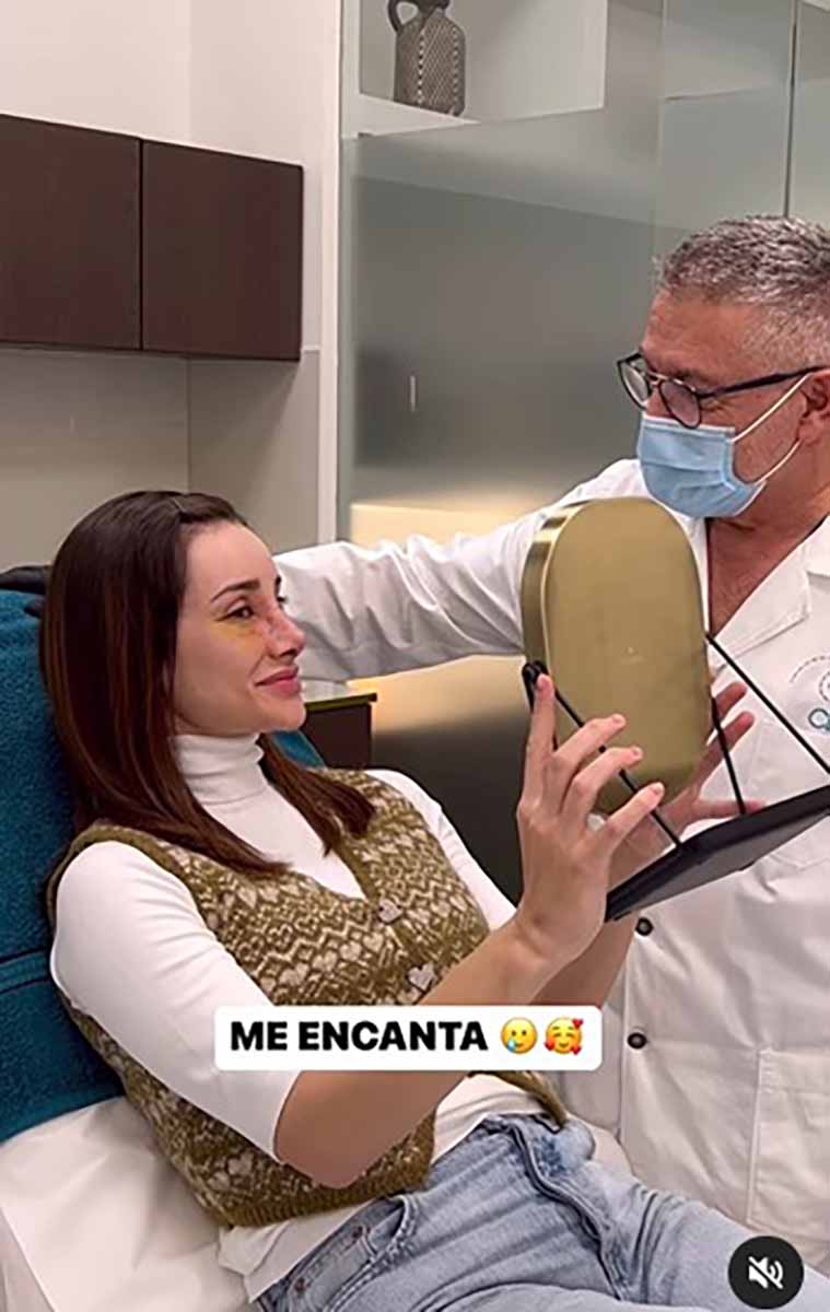 Adara Molinero muestra el resultado de su rinoplastia: así ha quedado tras operarse la nariz