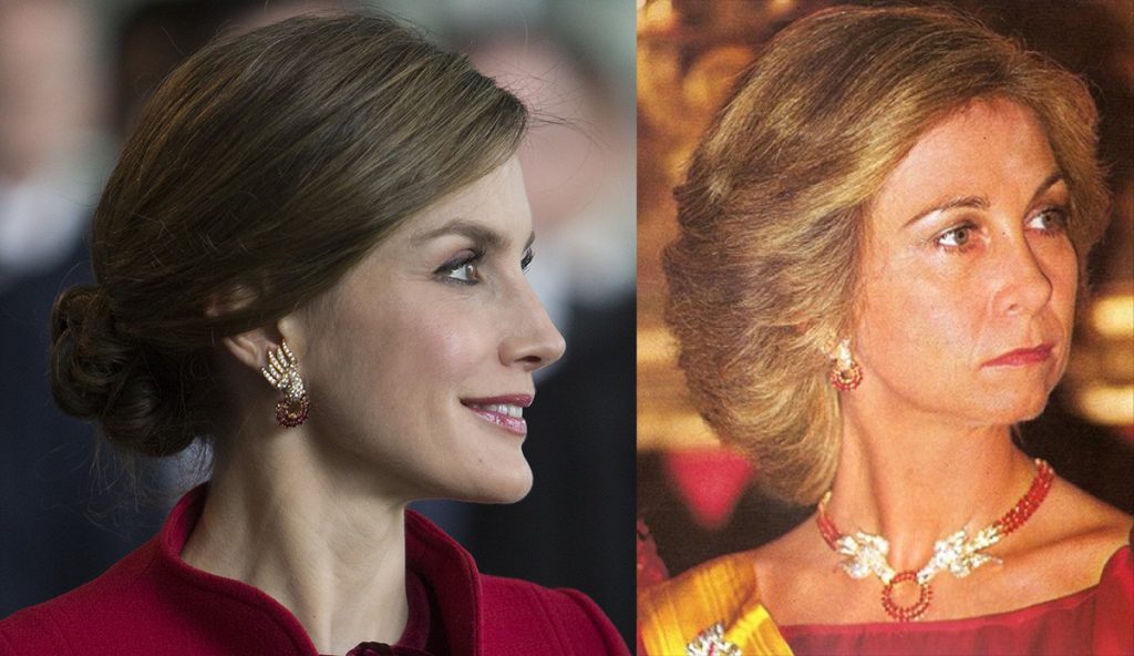 La Reina Letizia, en Japón en 2017. Y la Reina Sofía, con los mismos pendientes en los años ochenta 