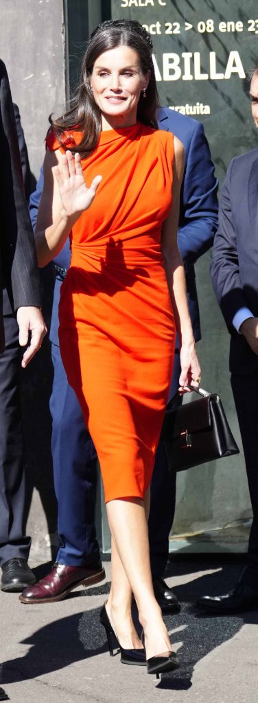 La Reina Letizia se rinde al naranja: sus looks más vitaminados
