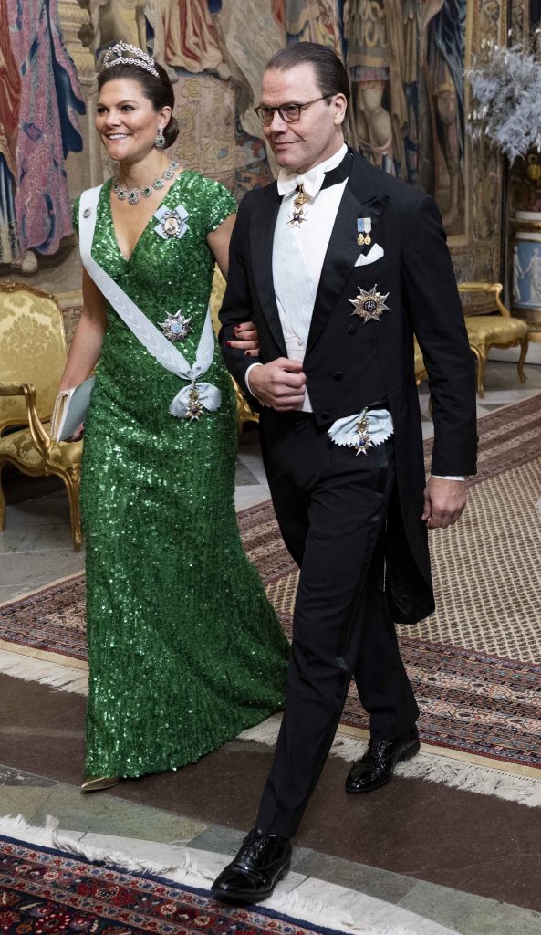 Victoria de Suecia supera la prueba: se pone el mismo vestido en los Nobel diez años después
