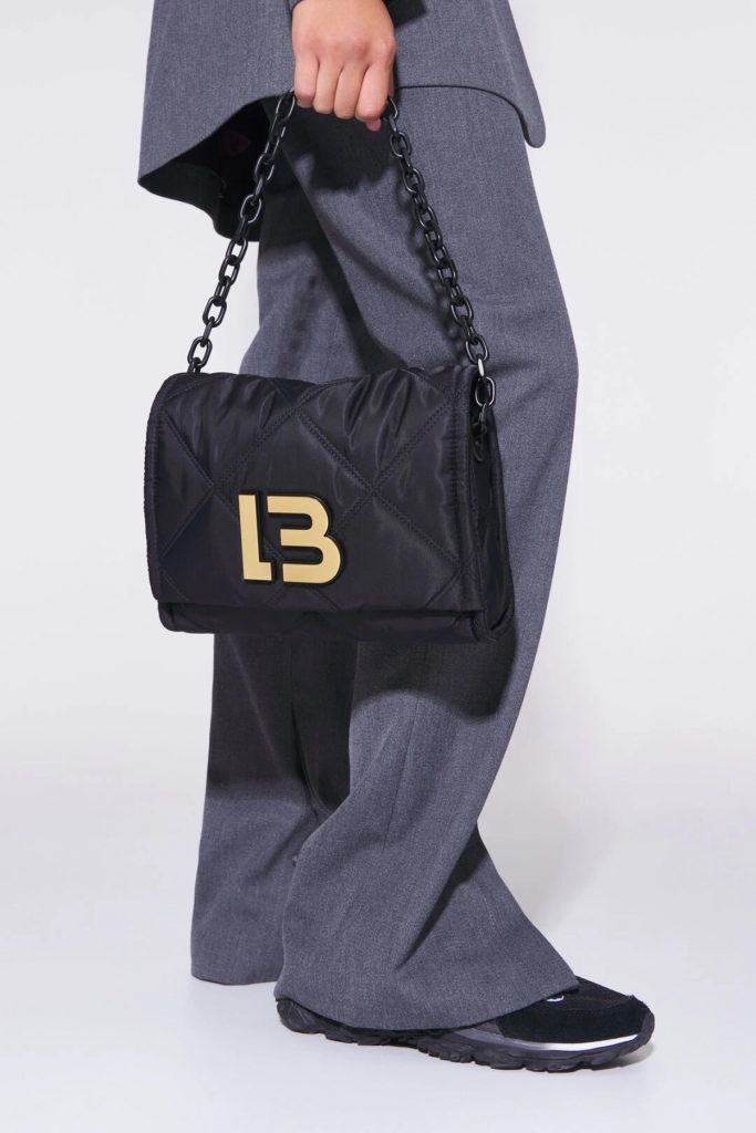 5 bolsos modernos para comprar en las REBAJAS de invierno de Bimba y Lola