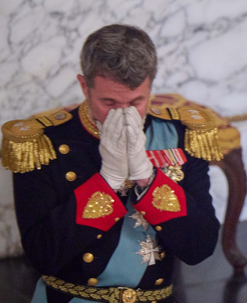 Federico de Dinamarca en una cena de gala. 